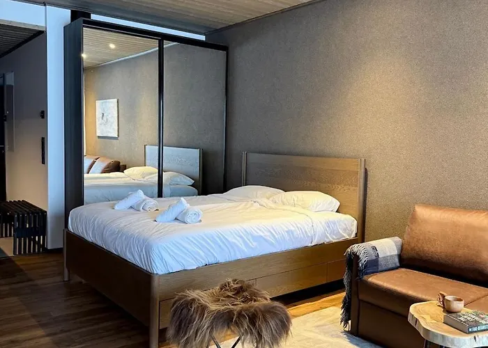 Aurora Pines I Sauna I Terrace I Luxury Apartment Kittilä